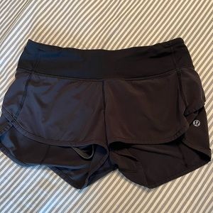 LULULEMON Speed up low rise shorts